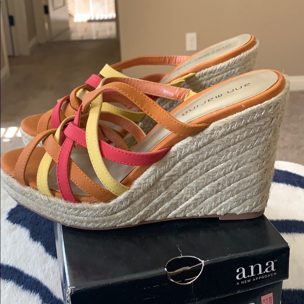 Wedges - Picture 2 of 3
